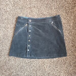 Kuhl Corduroy Streamline Skirt Size 4 Short Above Knee Mini Gray Snap Front